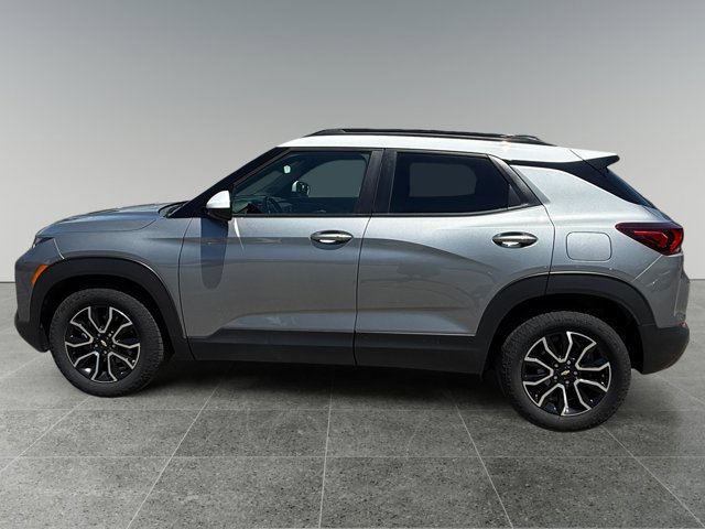 Certified 2023 Chevrolet TrailBlazer ACTIV FWD image 2