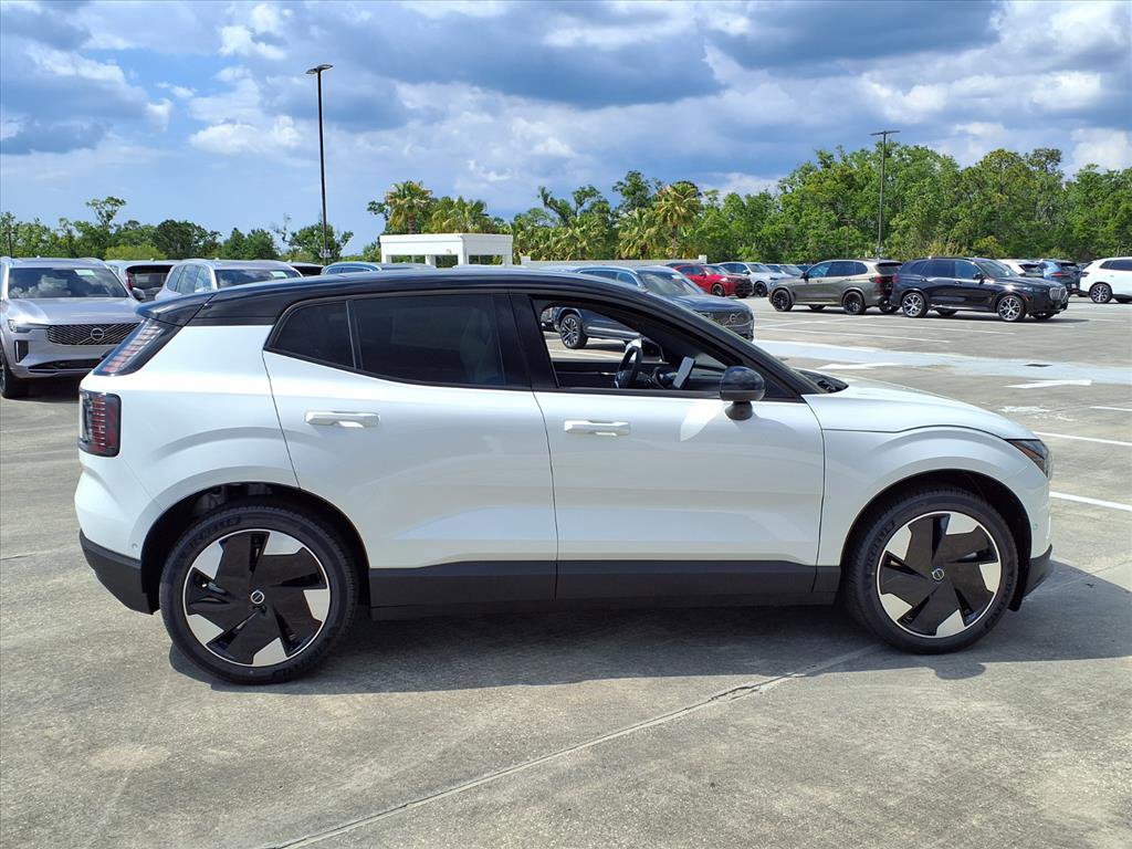 New 2026 Volvo EX30 Ultra w/ Protection Package Premier image 8