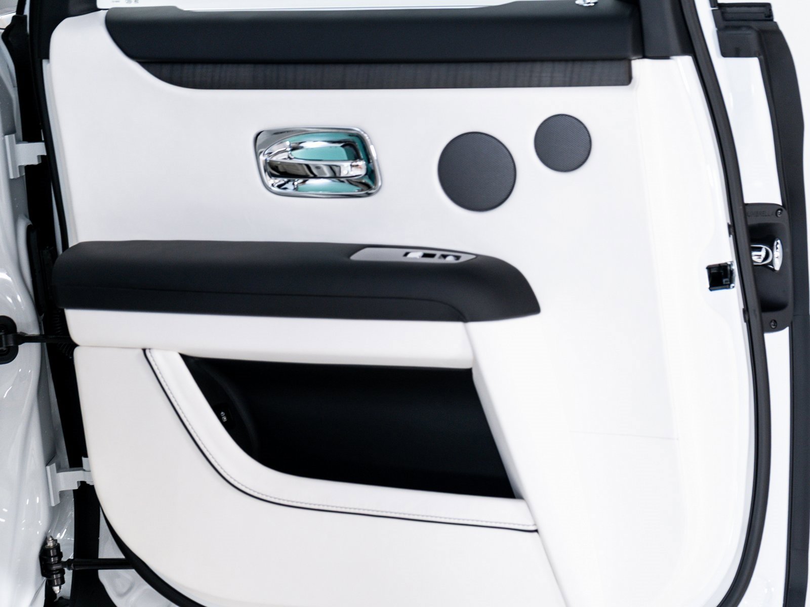 New 2025 Rolls-Royce Ghost image 23