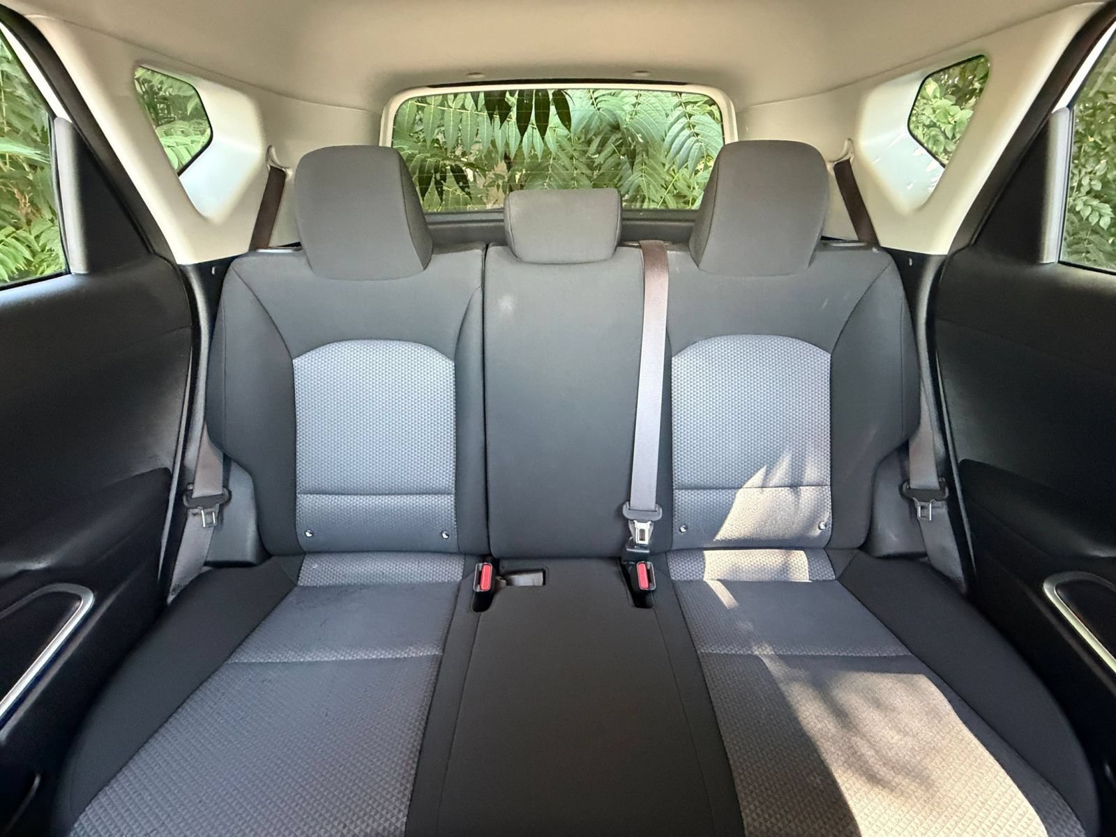 Used 2025 Kia Soul LX w/ LX Technology Package FWD image 35