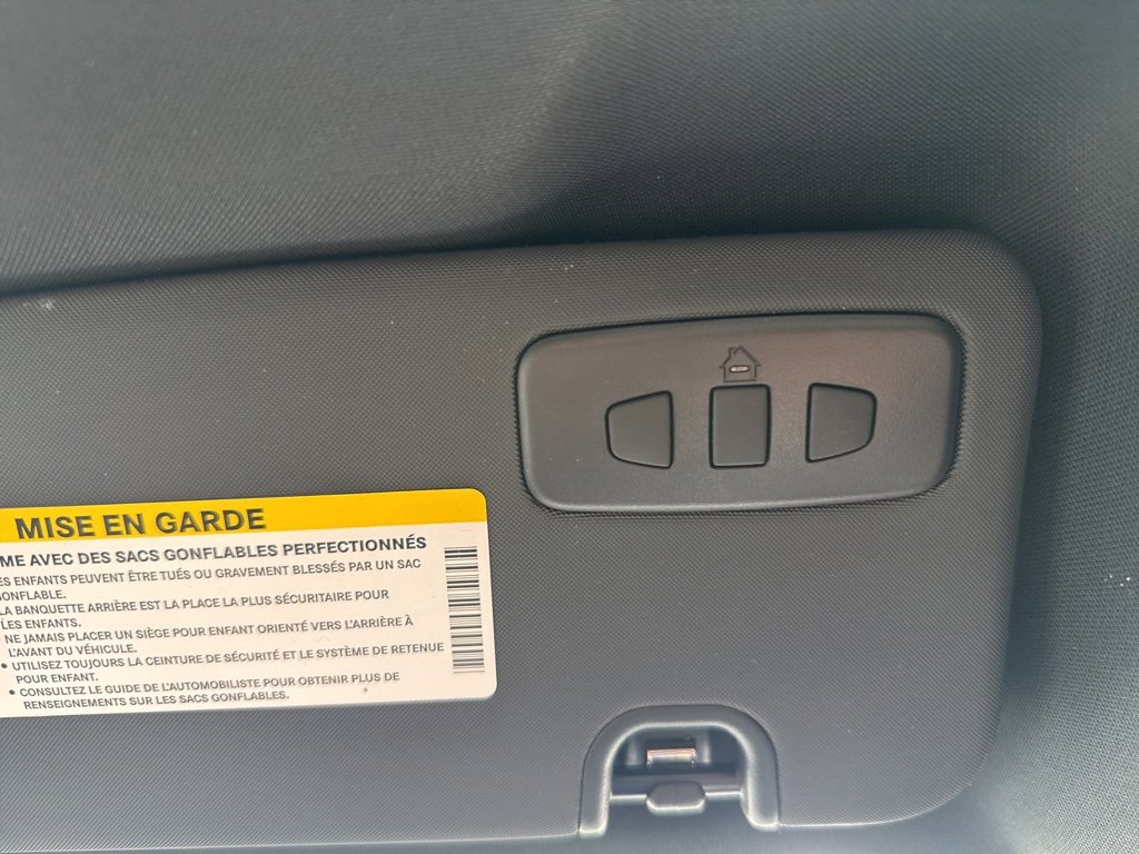 New 2025 Alfa Romeo Giulia AWD w/ Driving Assist Package image 14