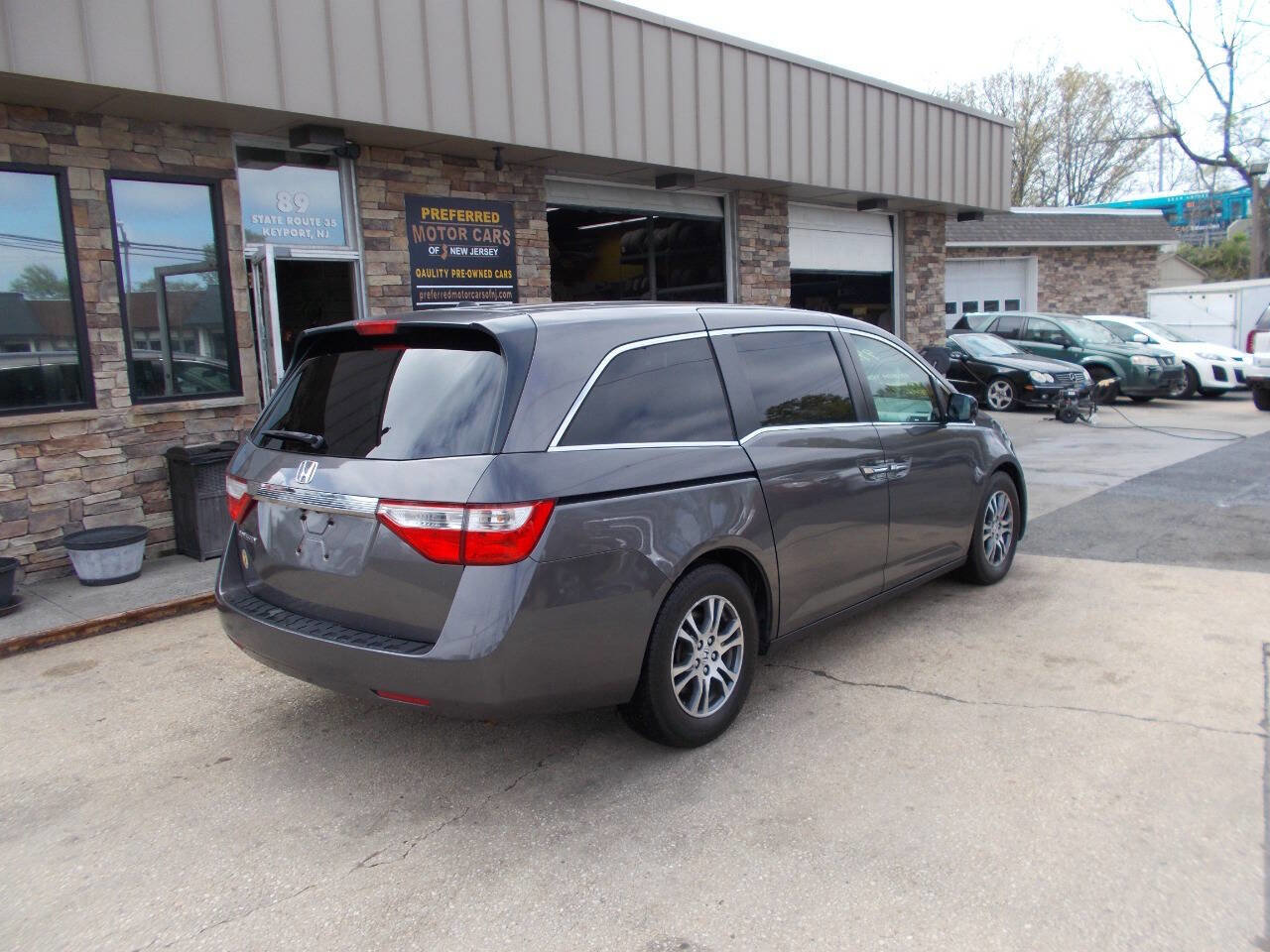 Used 2011 Honda Odyssey EX-L image 3