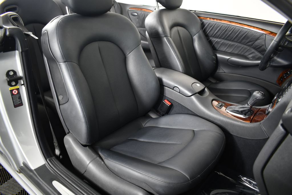Used 2005 Mercedes-Benz CLK 500 Cabriolet image 28