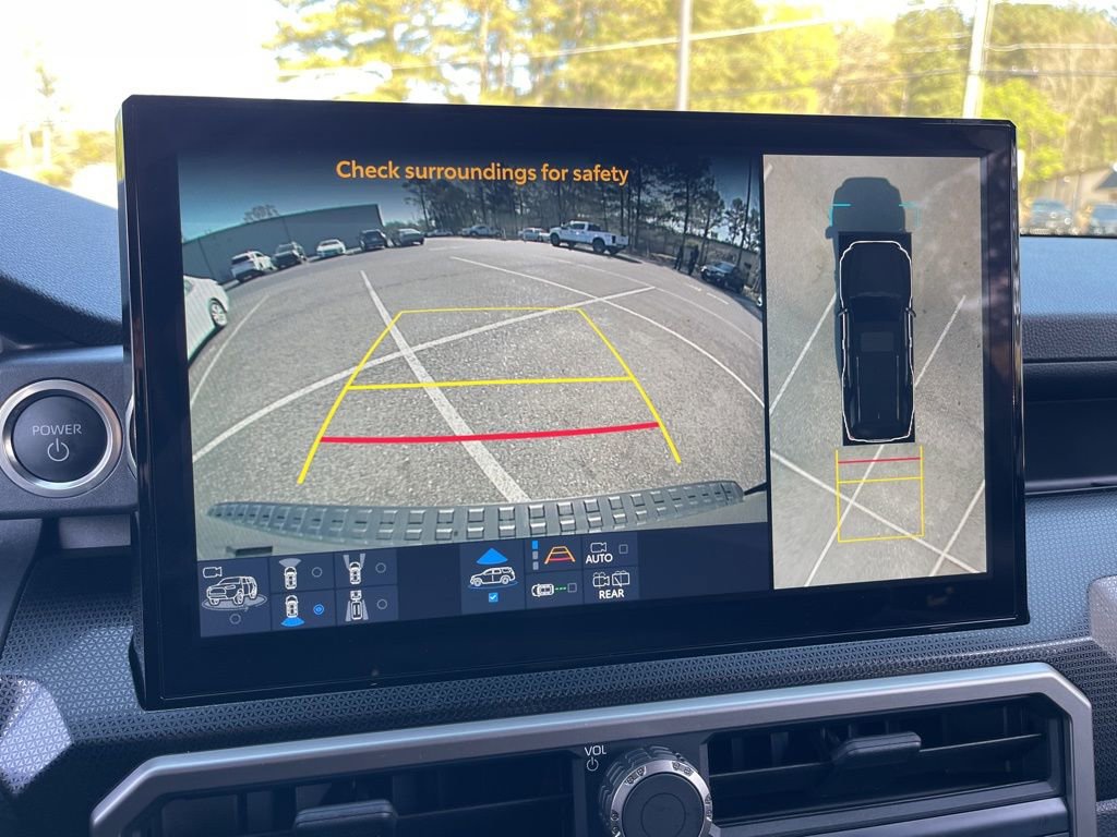 Used 2025 Toyota 4Runner Limited AWD/4WD image 11