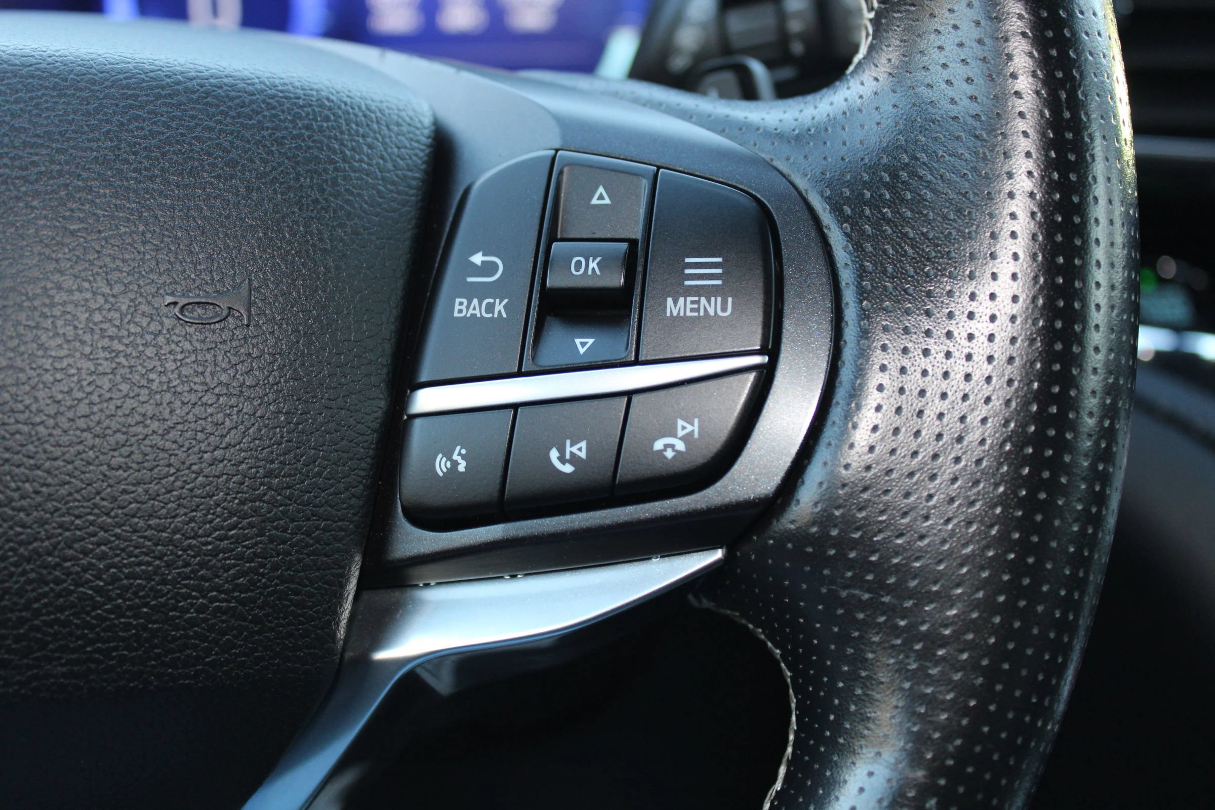 Used 2020 Ford Explorer ST AWD/4WD image 12
