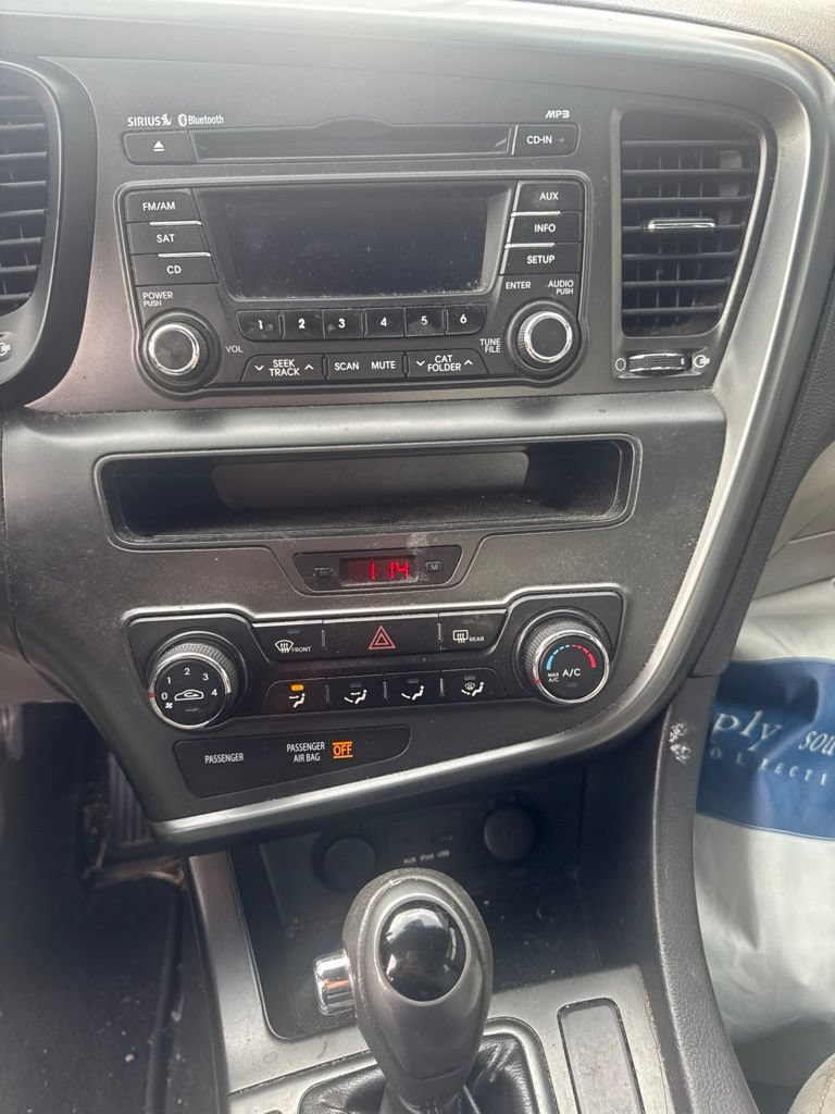 Used 2013 Kia Optima LX FWD image 14