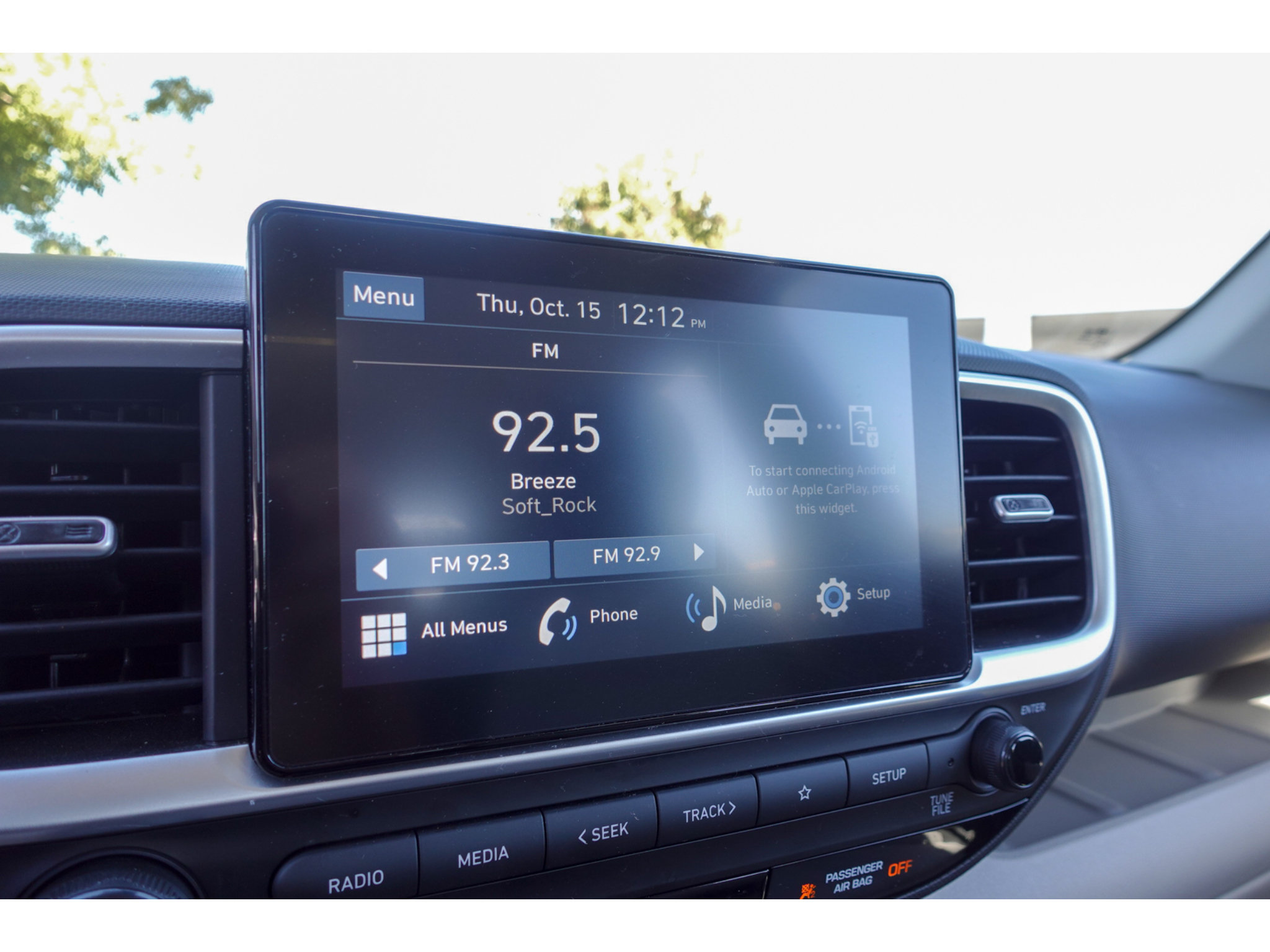 Used 2025 Hyundai Venue SEL FWD image 15