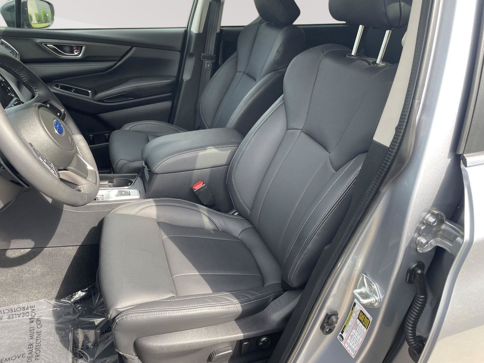 Certified 2025 Subaru Ascent Limited AWD/4WD image 12