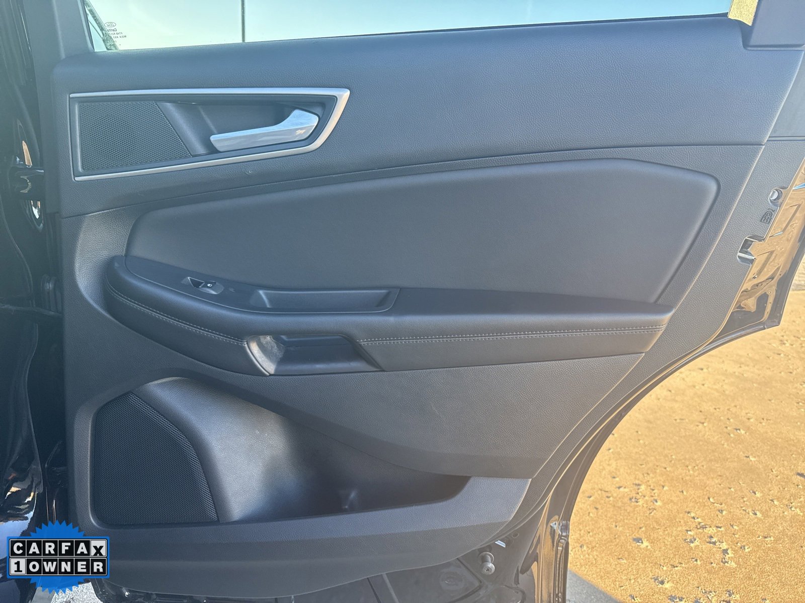 Used 2024 Ford Edge SEL image 28