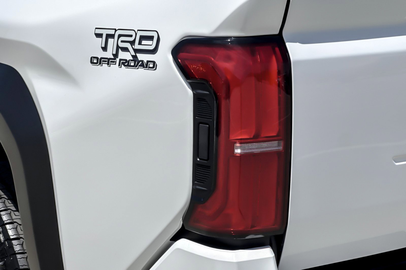 Certified 2026 Toyota Tacoma TRD Off-Road w/ TRD Off Road Premium Package AWD/4WD image 25