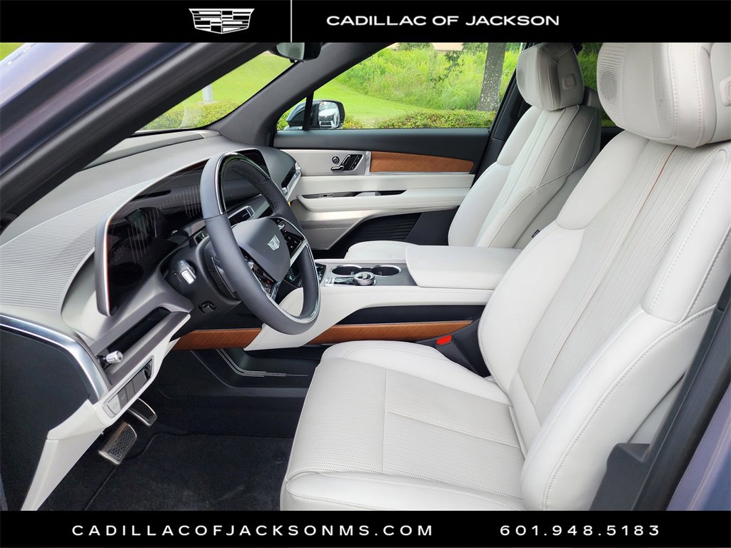 New 2026 Cadillac Vistiq Luxury image 11