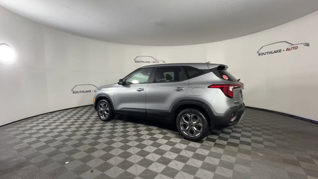 Certified 2024 Kia Seltos LX image 6