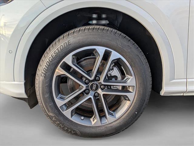New 2025 Audi Q5 Premium image 9