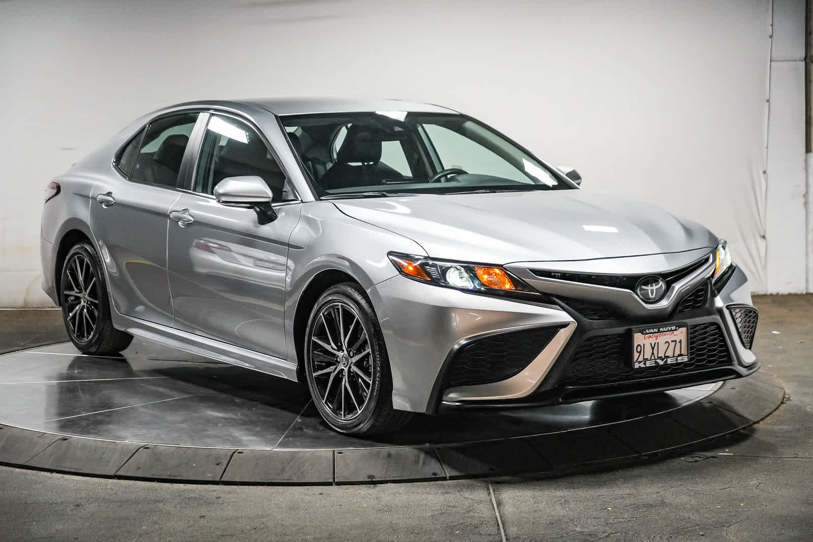 Certified 2024 Toyota Camry SE FWD image 8
