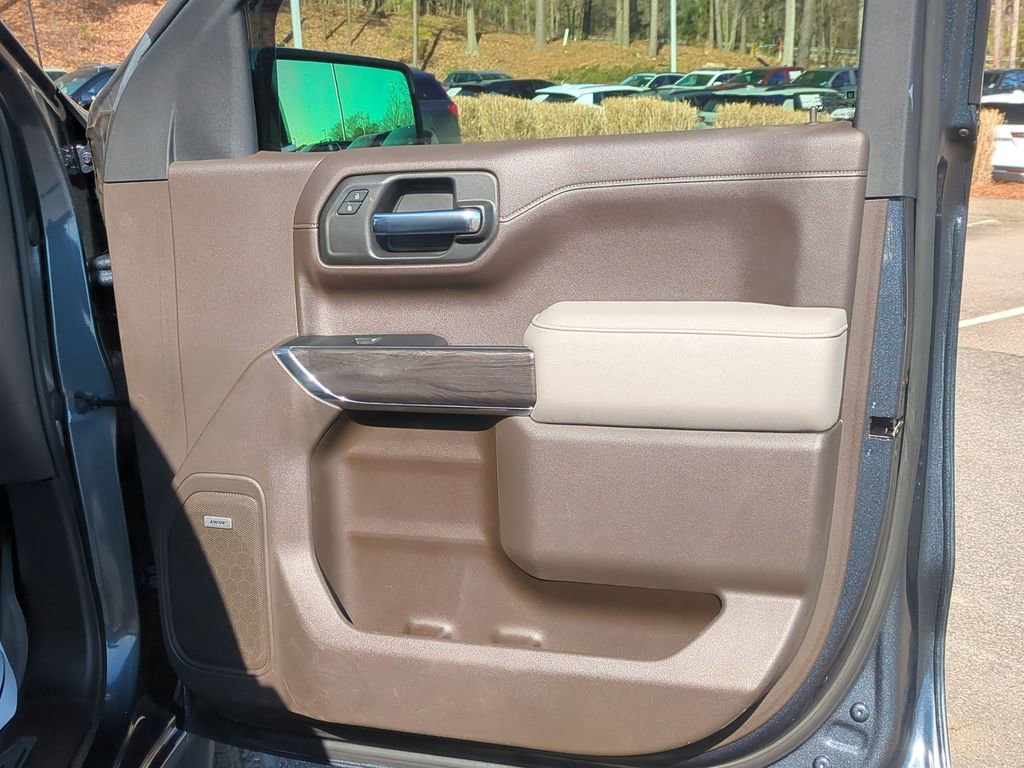 Used 2022 Chevrolet Silverado 1500 LTZ w/ LTZ Premium Package image 32