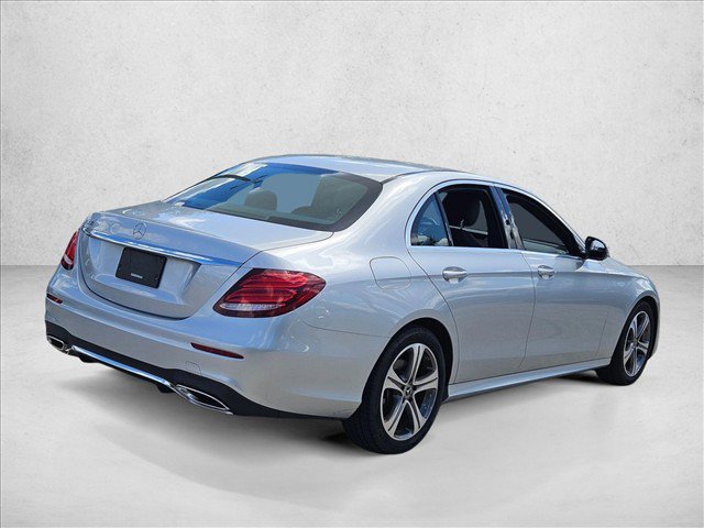 Used 2019 Mercedes-Benz E 300 image 5