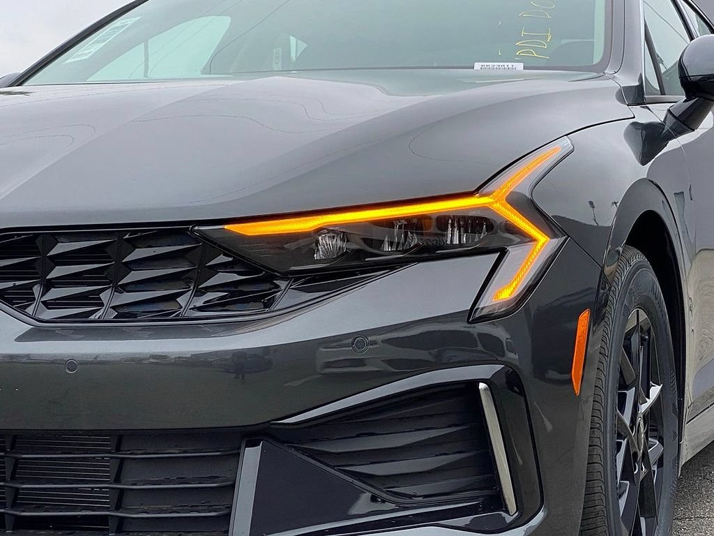 New 2026 Kia K5 LXS FWD image 8