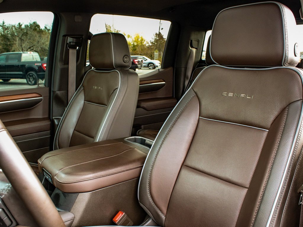 Used 2023 GMC Sierra 1500 Denali w/ Denali Reserve Package image 31