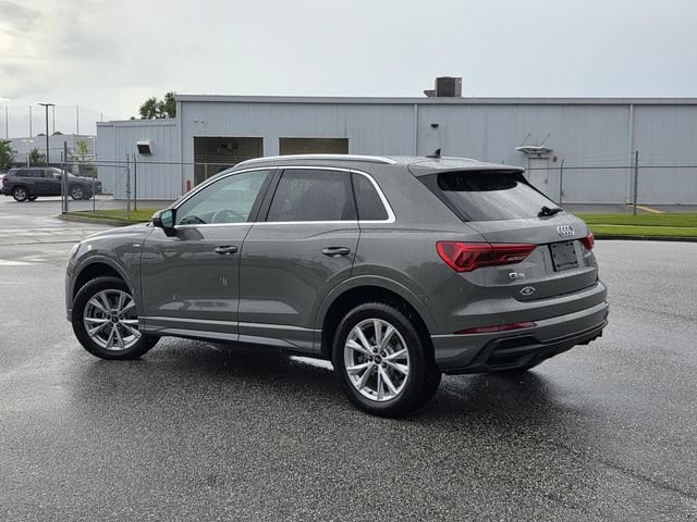 Used 2023 Audi Q3 2.0T Premium Plus w/ Premium Plus Package AWD/4WD image 4