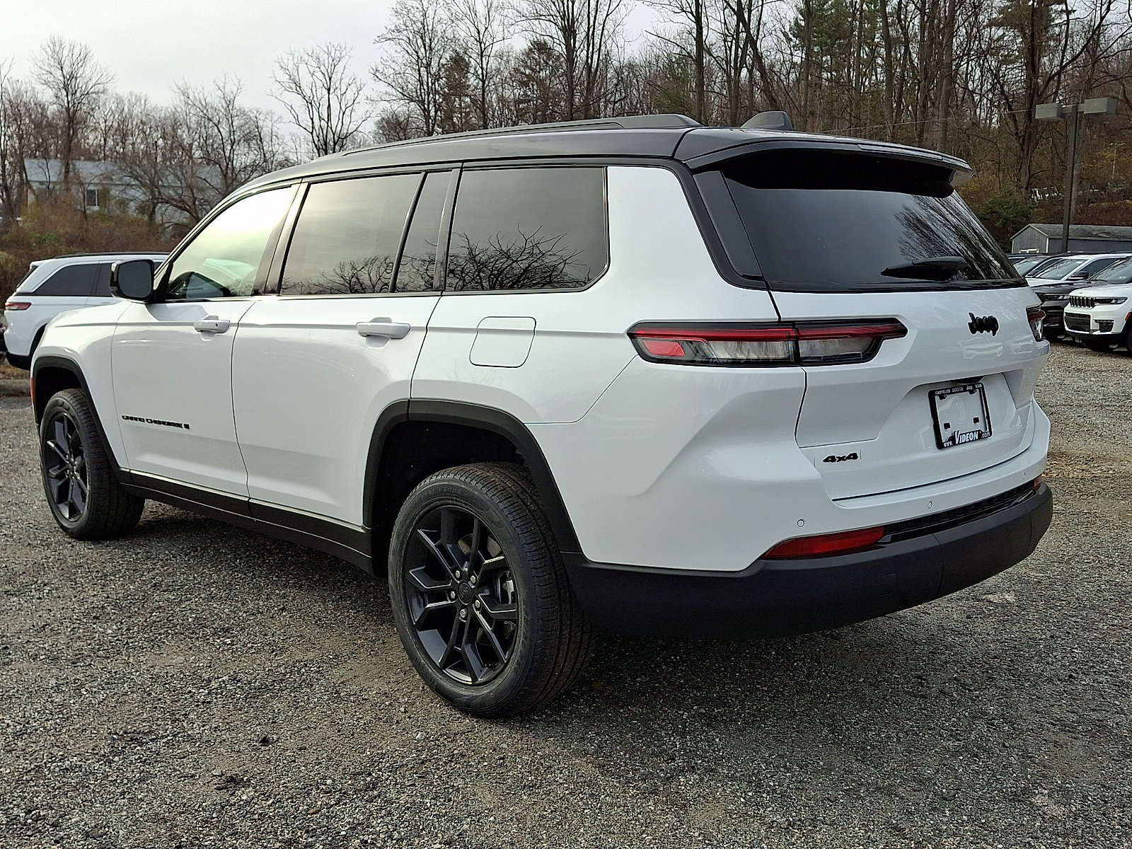 New 2025 Jeep Grand Cherokee L Limited image 4