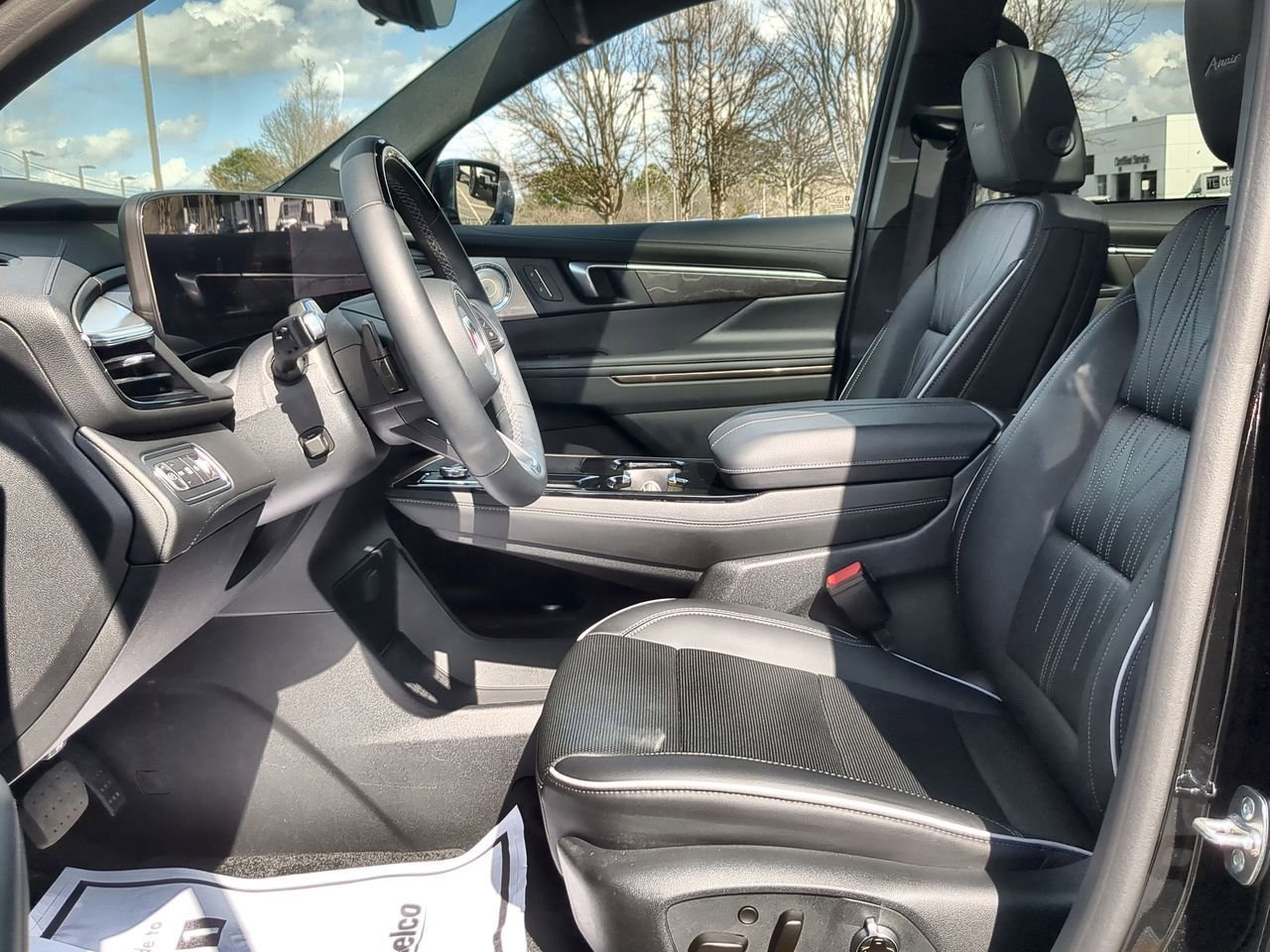 Used 2025 Buick Enclave Avenir w/ Super Cruise Package image 20