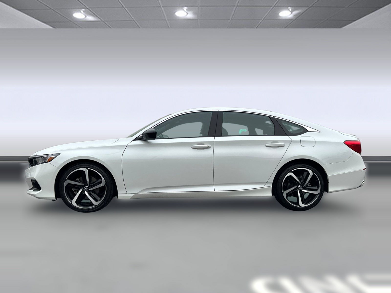 Certified 2022 Honda Accord Sport image 2