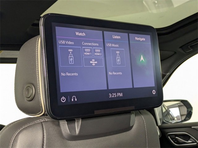 Used 2021 GMC Yukon XL SLT w/ SLT Premium Package image 31