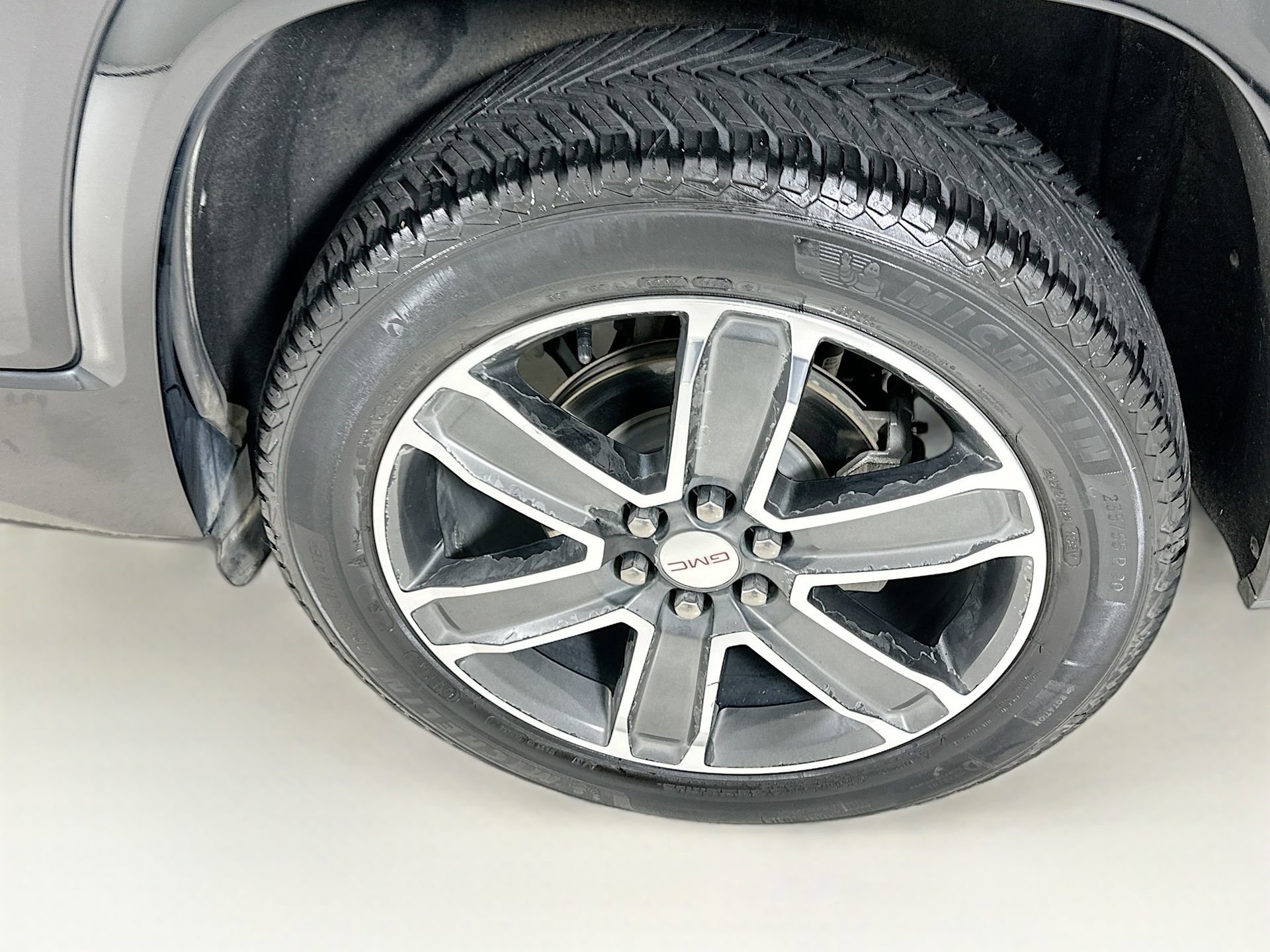 Used 2017 GMC Acadia Denali FWD image 35