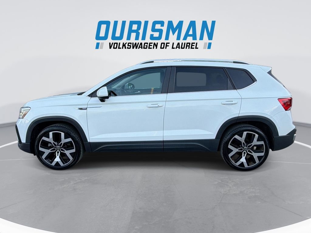 Used 2022 Volkswagen Taos SEL AWD/4WD image 5