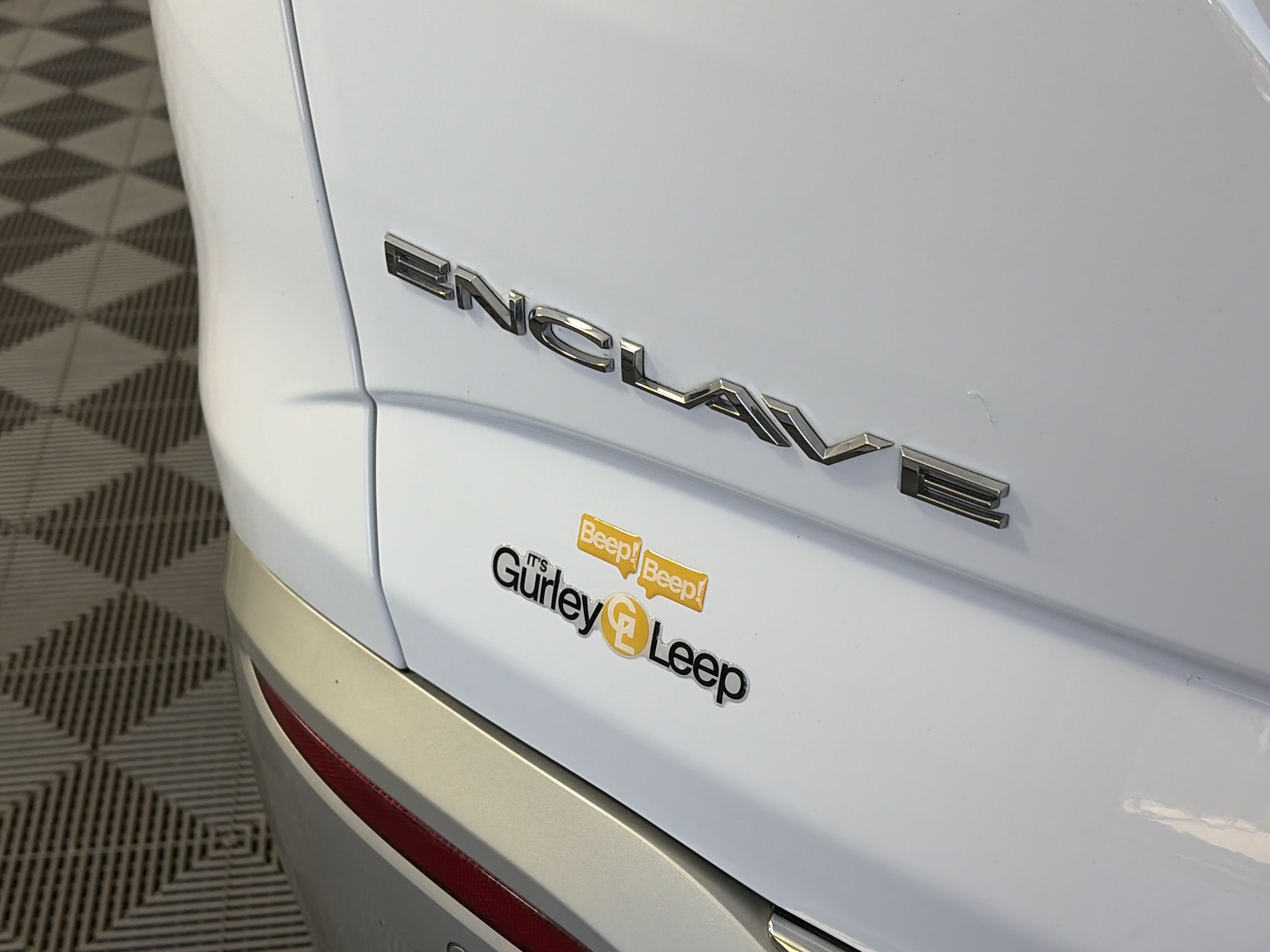Used 2024 Buick Enclave Essence FWD image 18