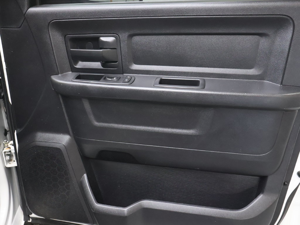 Used 2016 RAM 2500 Tradesman RWD image 11