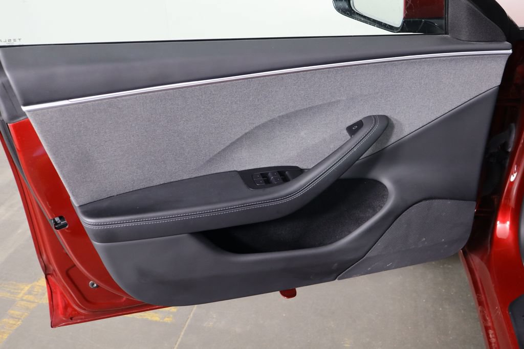 Used 2024 Tesla Model 3 Standard Range RWD image 17