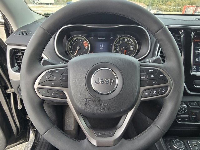 Used 2022 Jeep Cherokee Limited image 12