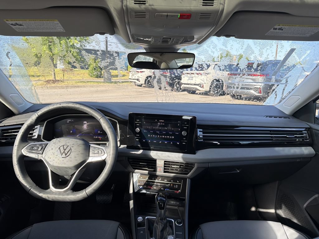 New 2026 Volkswagen Jetta SE FWD image 19