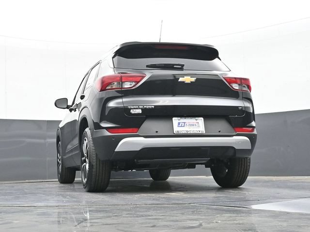 New 2026 Chevrolet TrailBlazer LT w/ Convenience Package FWD image 41