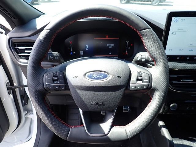 Used 2024 Ford Escape ST-Line w/ Tech Pack #1 AWD/4WD image 24