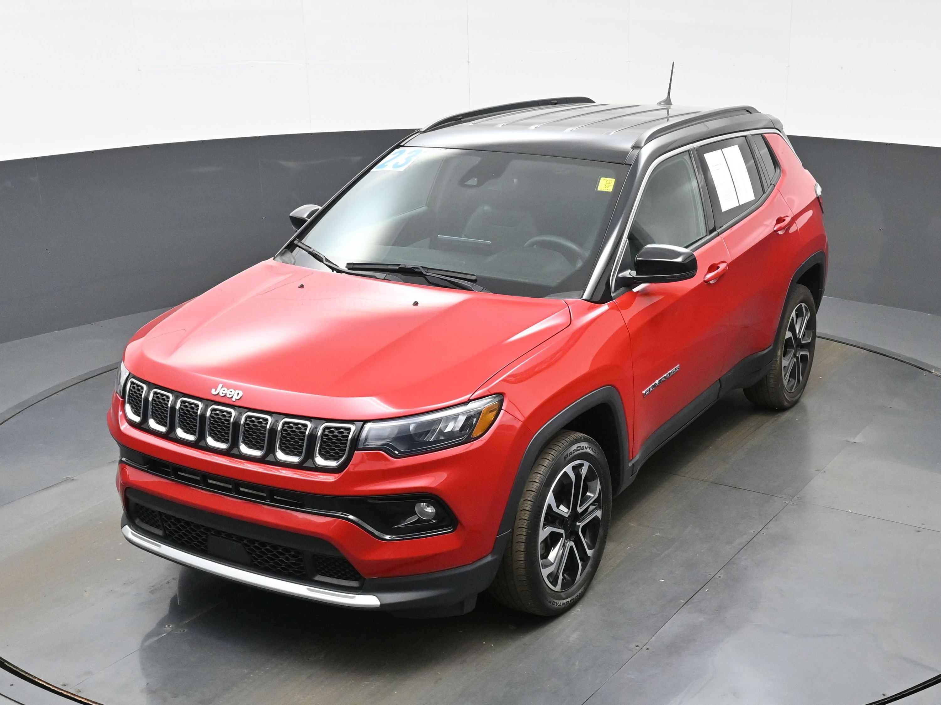 Used 2023 Jeep Compass Limited AWD/4WD image 35