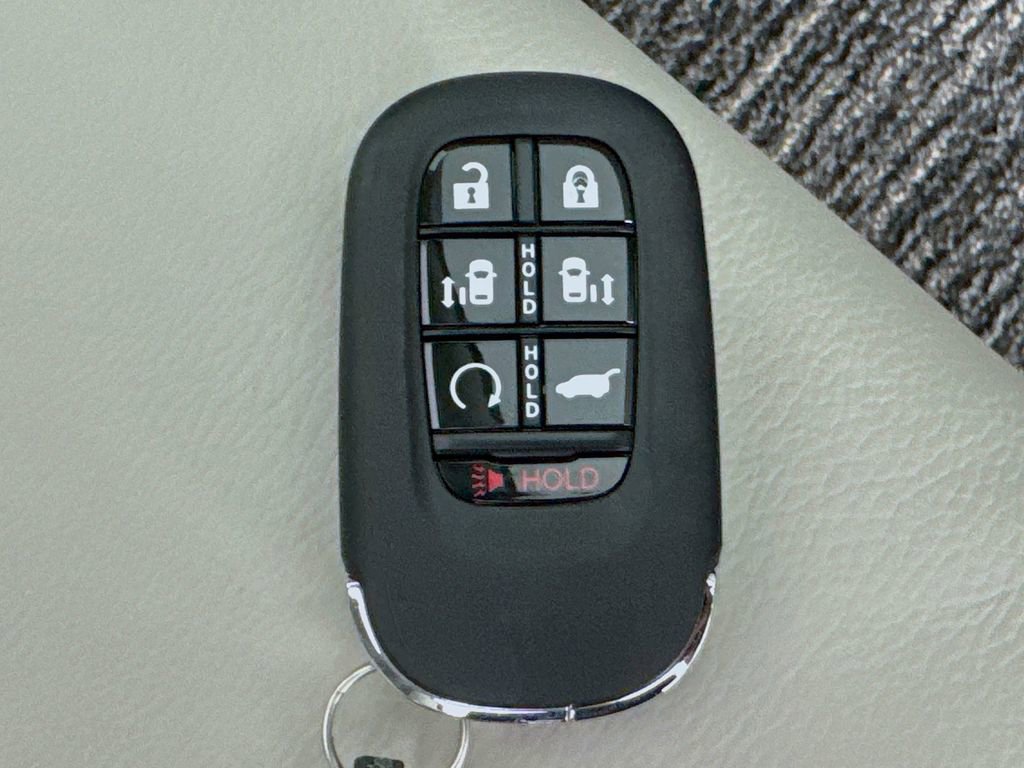 Used 2026 Honda Odyssey Touring image 43
