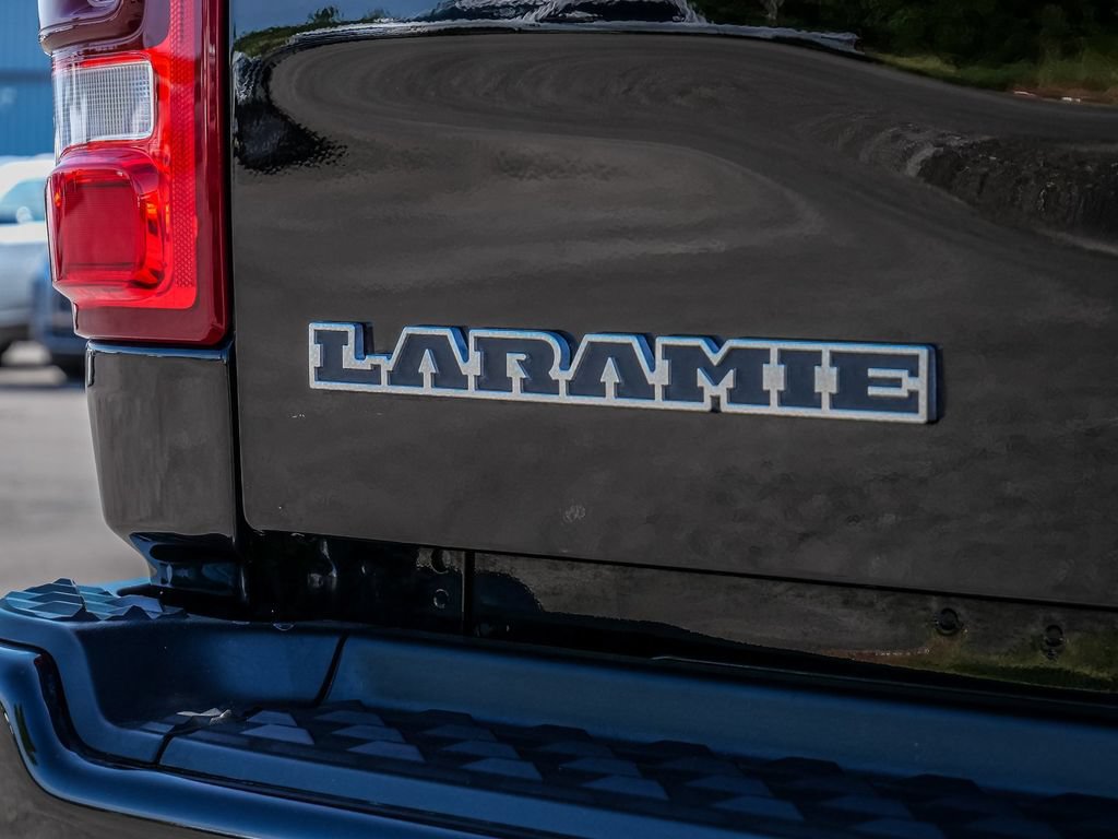 Used 2024 RAM 2500 Laramie w/ Sport Appearance Package AWD/4WD image 17