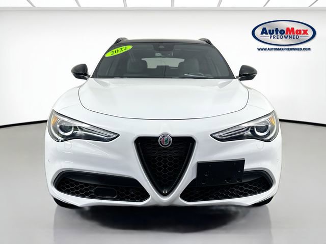 Used 2022 Alfa Romeo Stelvio Veloce image 7
