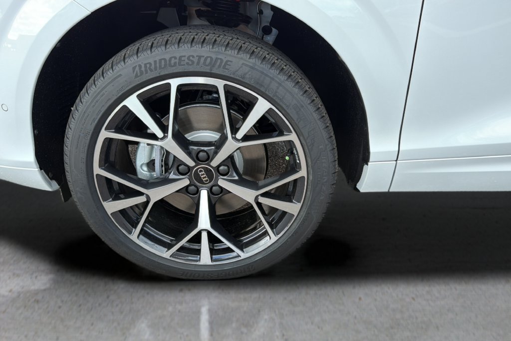 New 2026 Audi Q3 quattro 2.0T AWD/4WD image 9