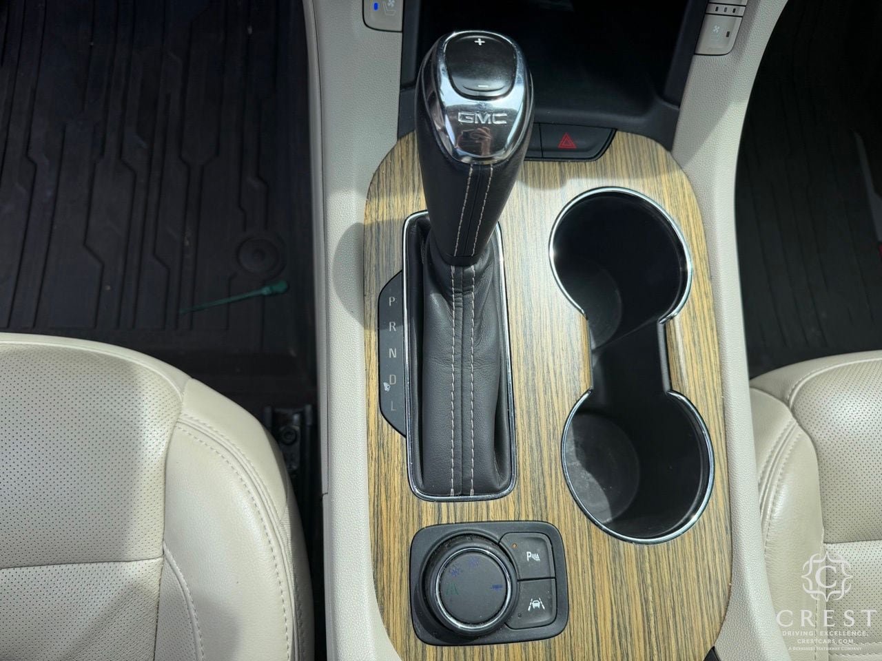 Used 2019 GMC Acadia Denali w/ Technology Package FWD image 25