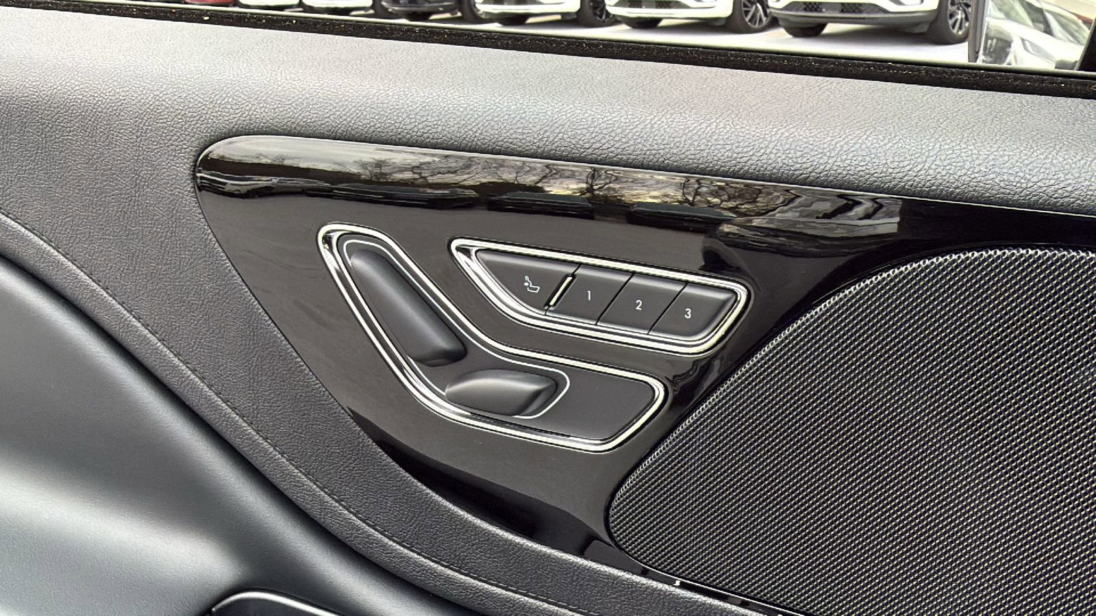 New 2026 Lincoln Aviator AWD image 28