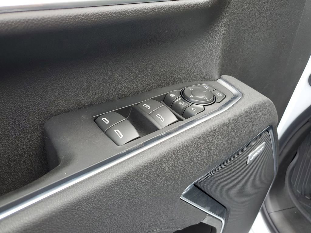 New 2025 GMC Sierra 2500 SLT w/ SLT Premium Package image 13