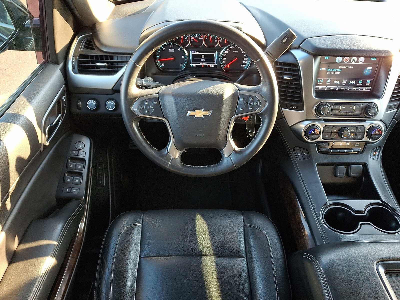 Used 2018 Chevrolet Suburban LT image 11