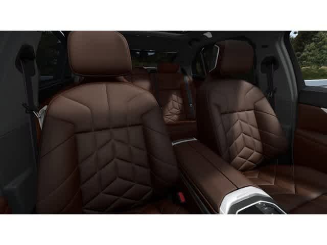 New 2026 BMW 750e xDrive w/ Executive Package AWD/4WD image 11