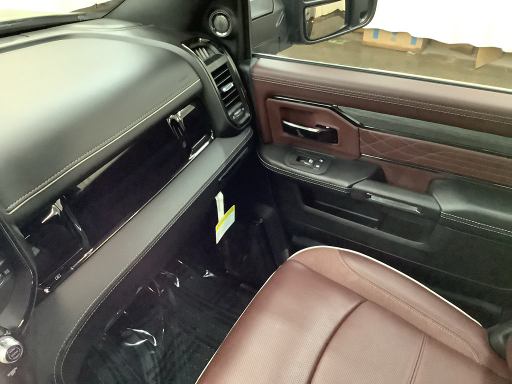 New 2026 RAM 3500 Limited AWD/4WD image 22