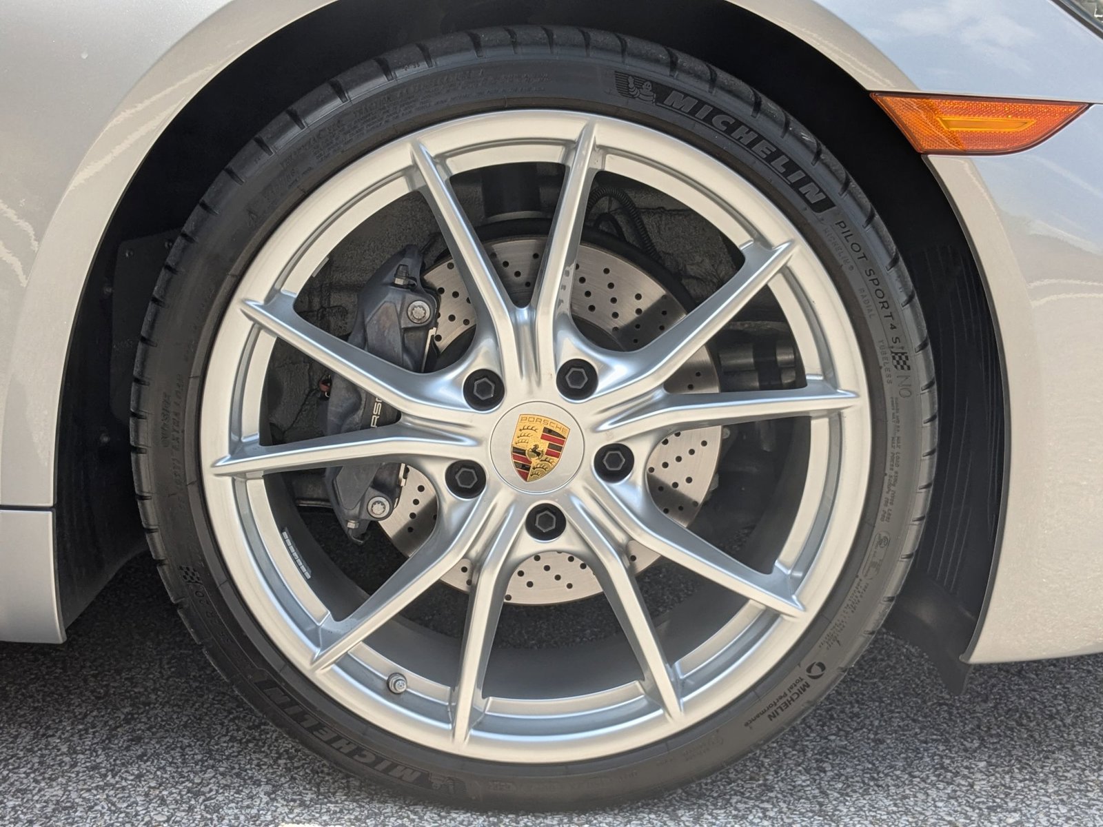 Certified 2025 Porsche 718 Boxster RWD image 14