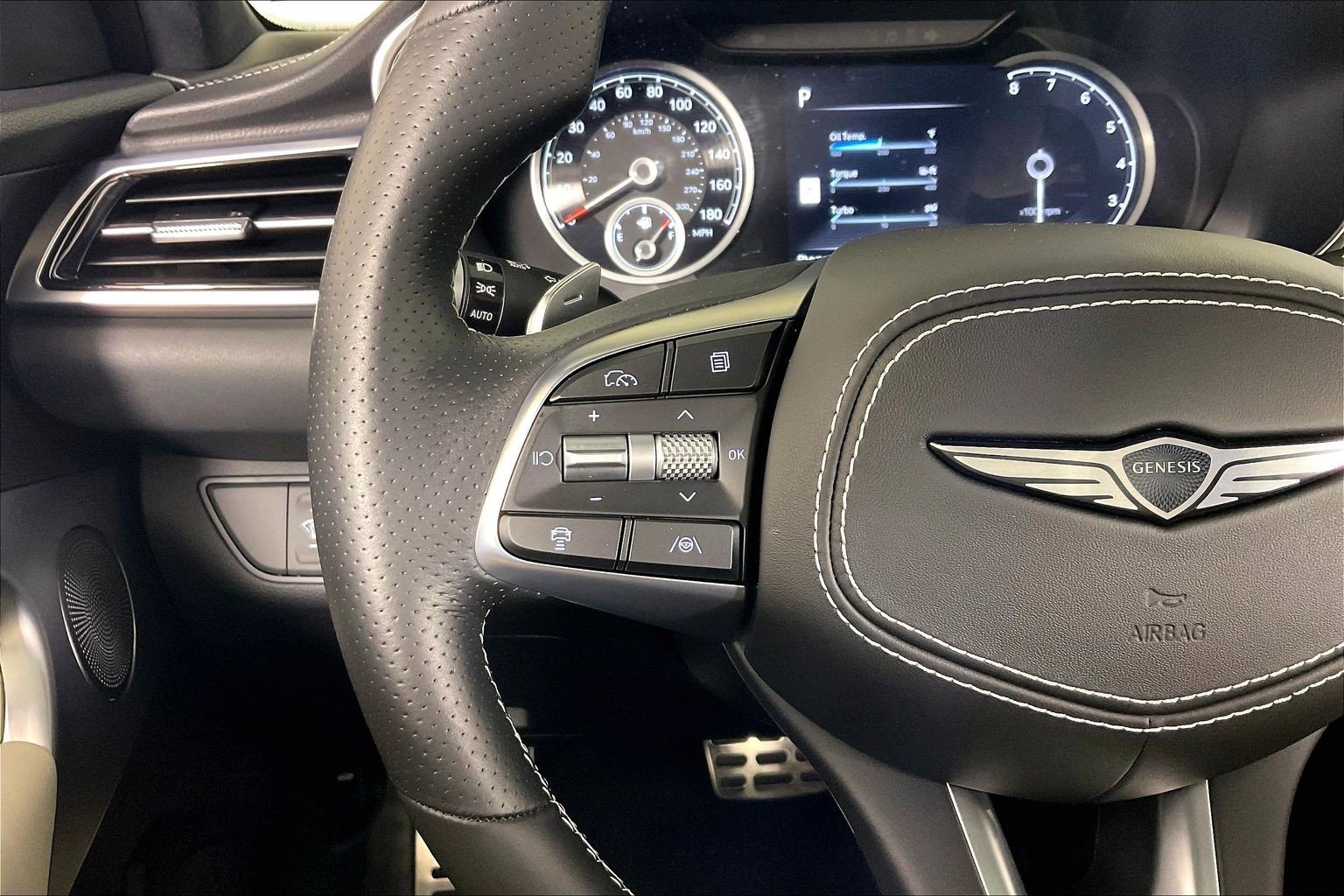 Used 2024 Genesis G70 3.3T Advanced w/ Sport Prestige Package image 18