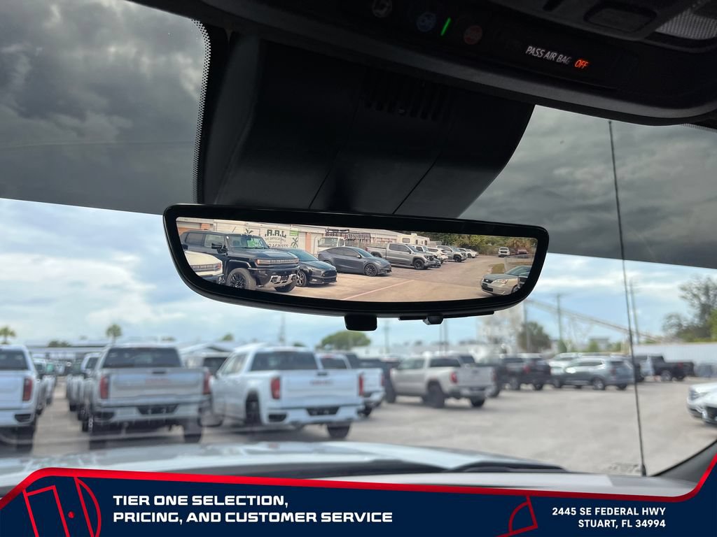Used 2024 GMC Sierra 1500 AT4 w/ Technology Package AWD/4WD image 34